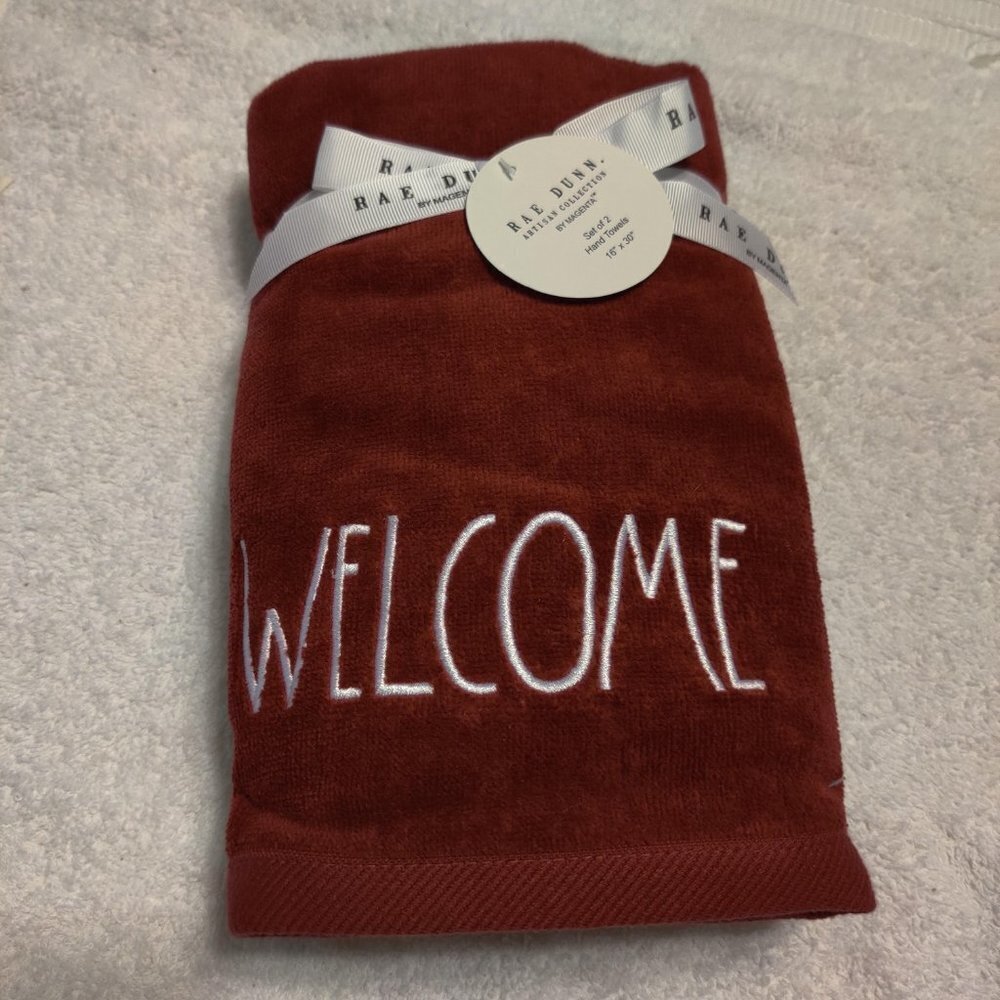 NWT - Rae Dunn “Welcome” Set of 2 Hand Towels - Picture 5 of 5